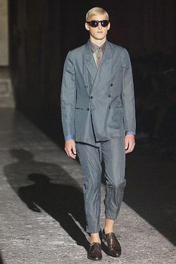 Dries Van Noten  08mb
