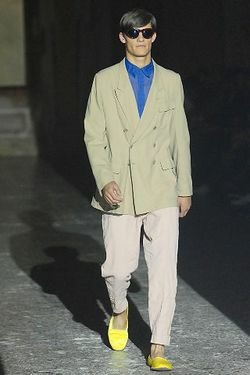 Dries Van Noten  08mb