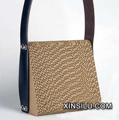 ஔ(dng)ݳ޵180Ӣ^ĭh(hun)ִ ʲô׌˰F